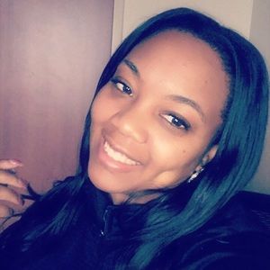 Meet your Posher, April